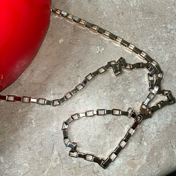 Kate Spade New York Normandy Park Circle Bag, Red Patent Leather Vintage Rare - Picture 11 of 11